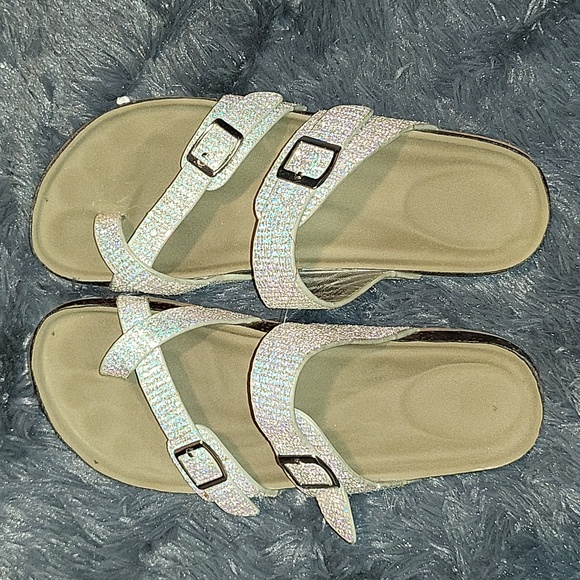 Slides - Picture 2 of 3